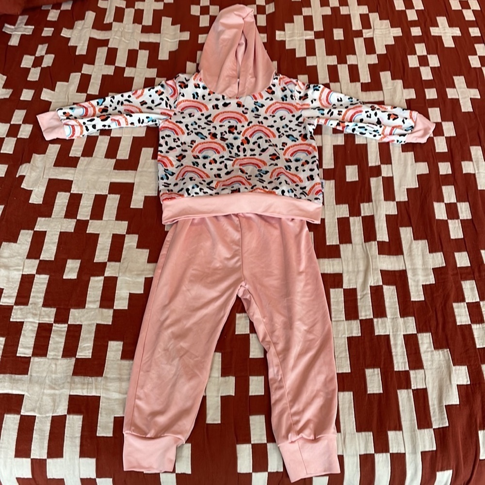 Leopard print rainbows girls long sleeve outfit - 2 pieces 18-24 months
